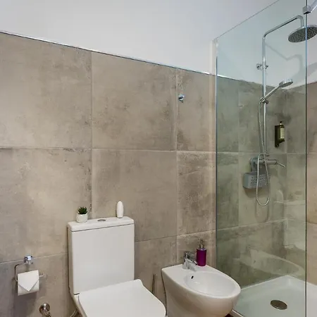 Getaway W/ Big Balcony By Lovelystay Appartement